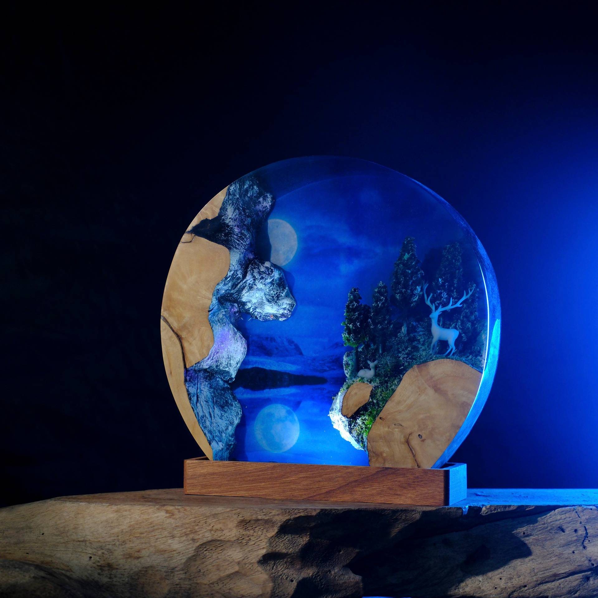Lighting World Decor - Customized Items Resin Table Light Magic