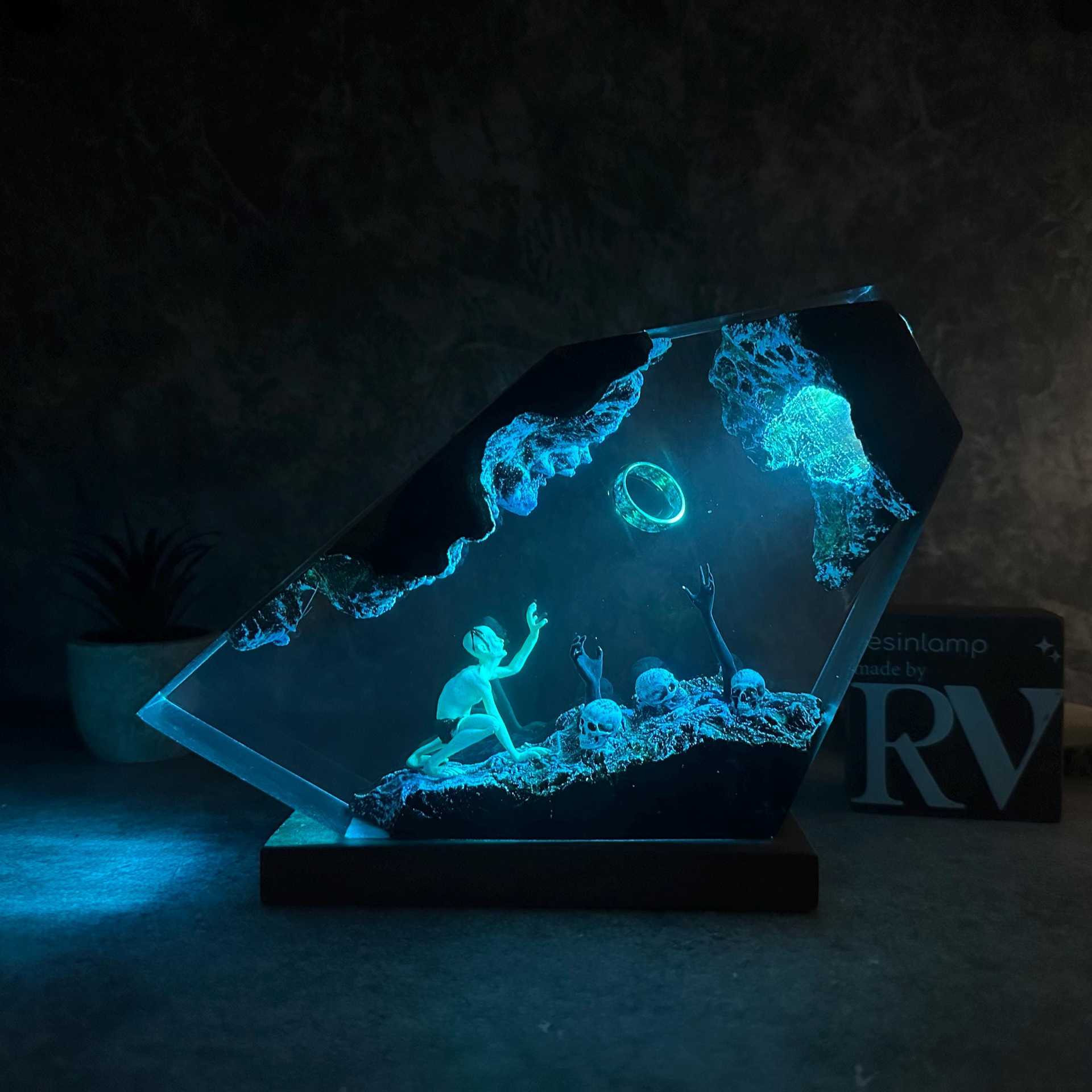 Gollum Power Ring Resin Light  - Lighting World Decor 评论和价格